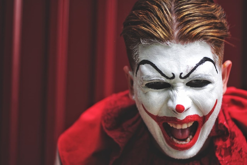 Квест Все любят клоунов. Глава 1